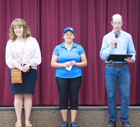 Springville Mayor Matt Packard Presents Award to Cherry Creek Elementary