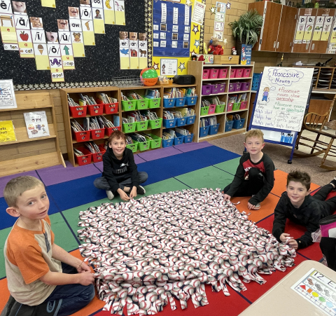 Orchard Hills Second-Grade Students Make Quilts for Nebo Pantry